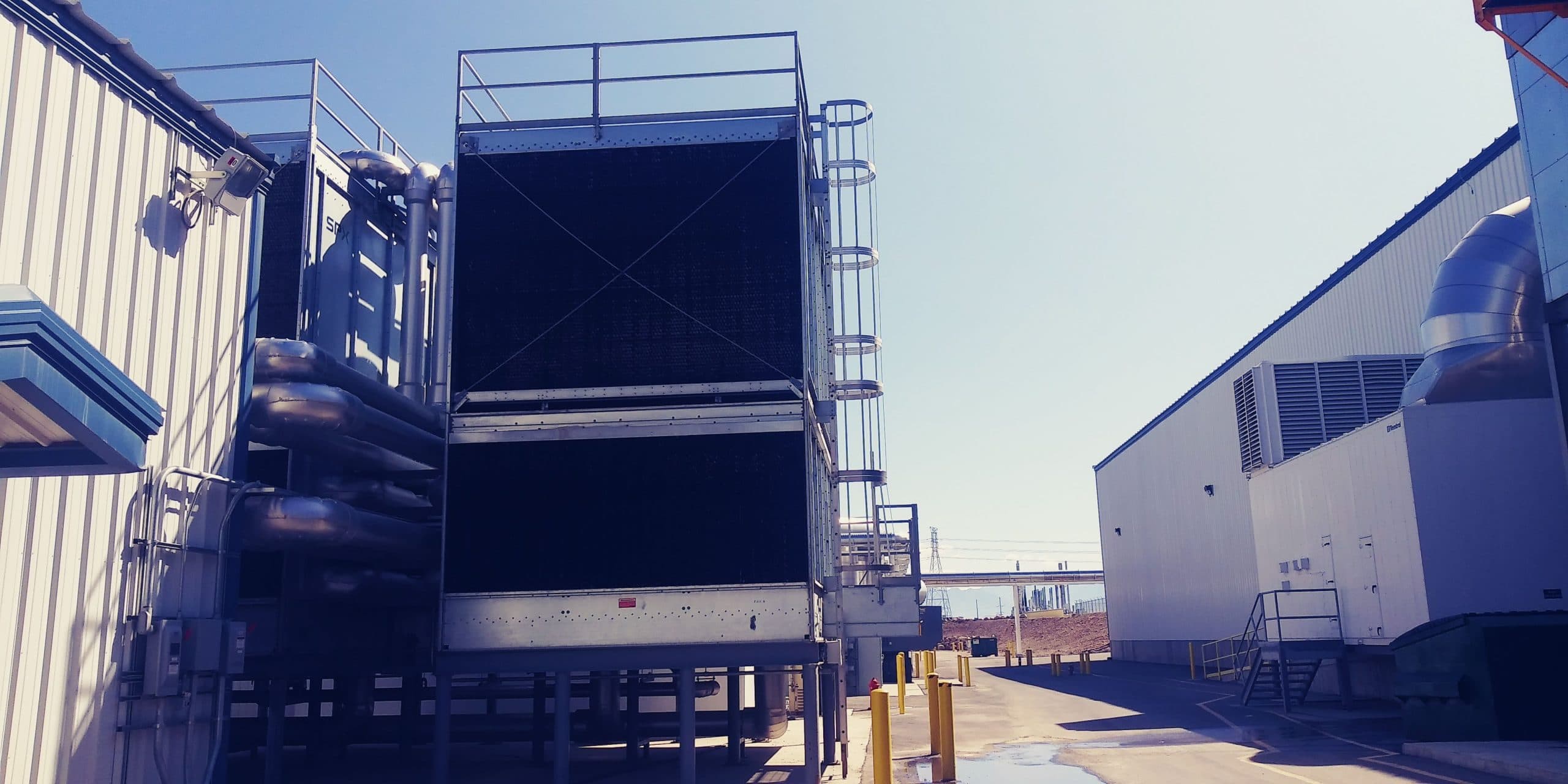 Commercial cooling tower